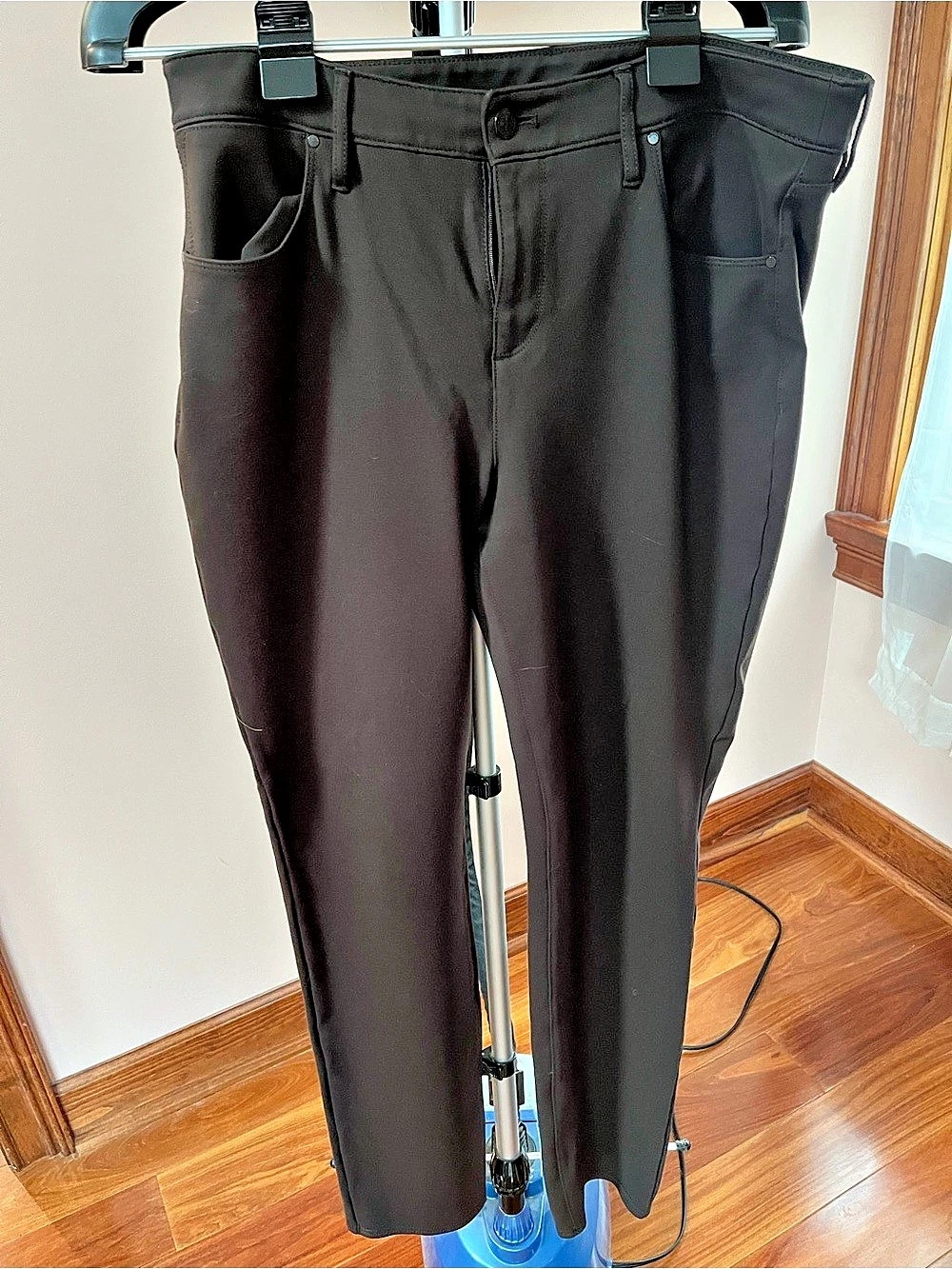 Chico's So Slimming Pants Brown Size 2 Tall